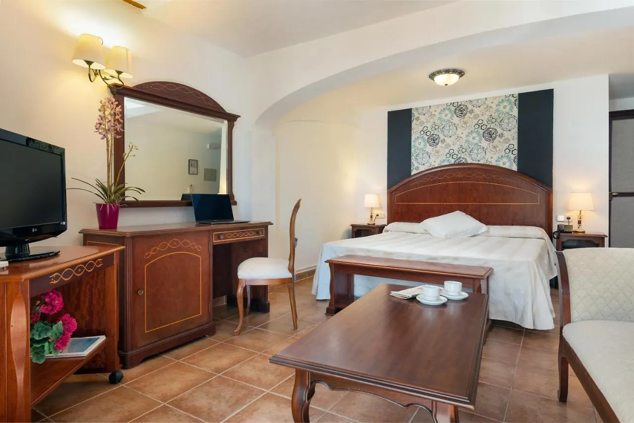 Monnaber Nou Finca Hotel & Spa Campanet 4*,
